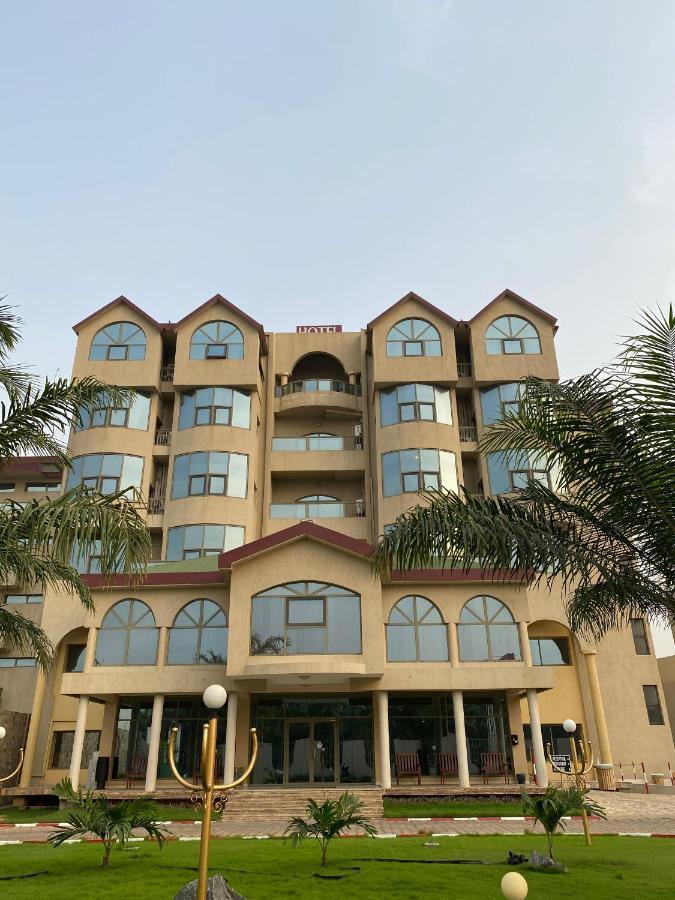 Hotel Sancta Maria Lomé Eksteriør bilde