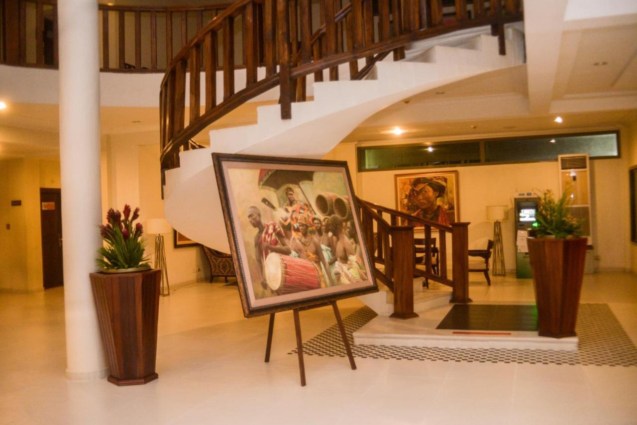 Hotel Sancta Maria Lomé Eksteriør bilde