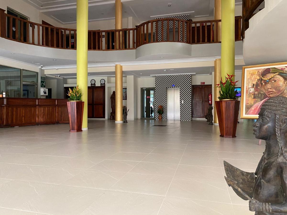 Hotel Sancta Maria Lomé Eksteriør bilde