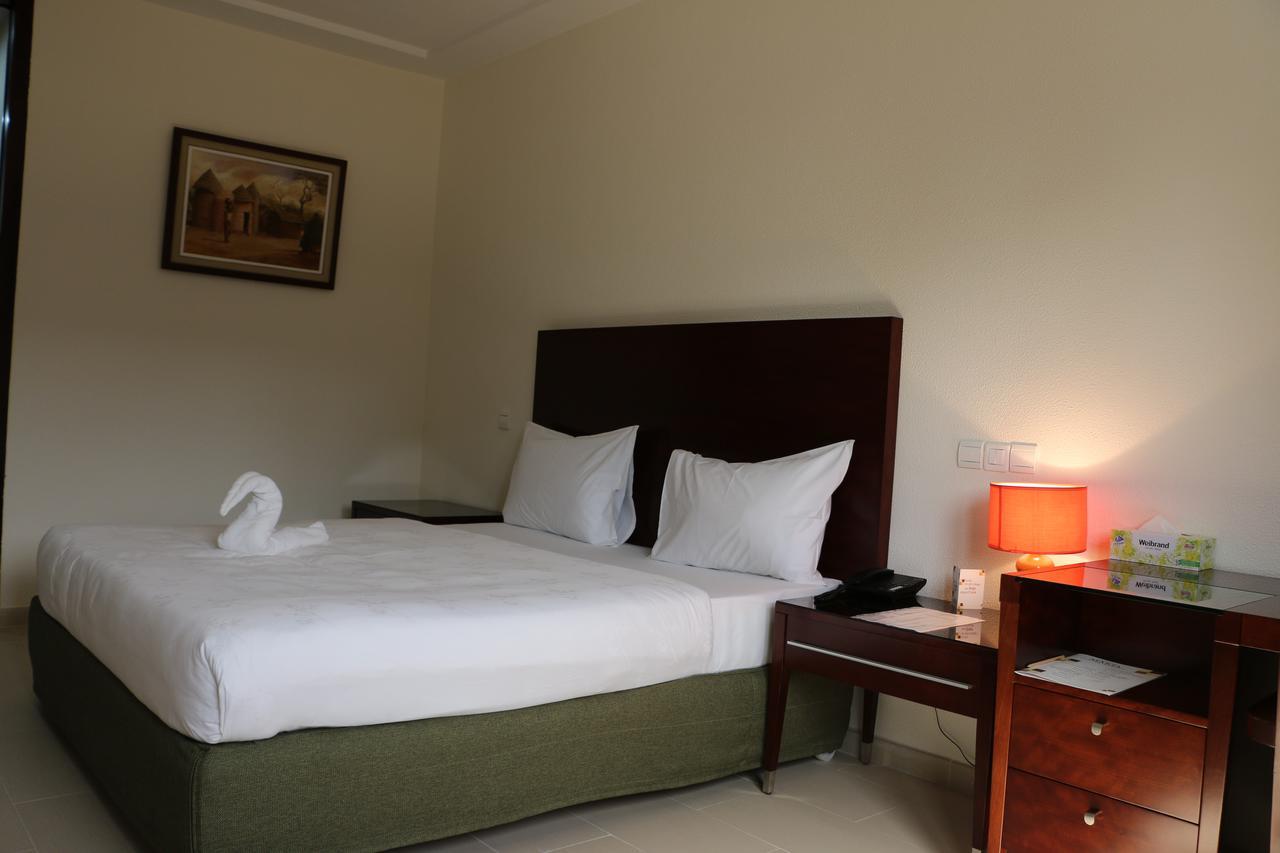 Hotel Sancta Maria Lomé Eksteriør bilde