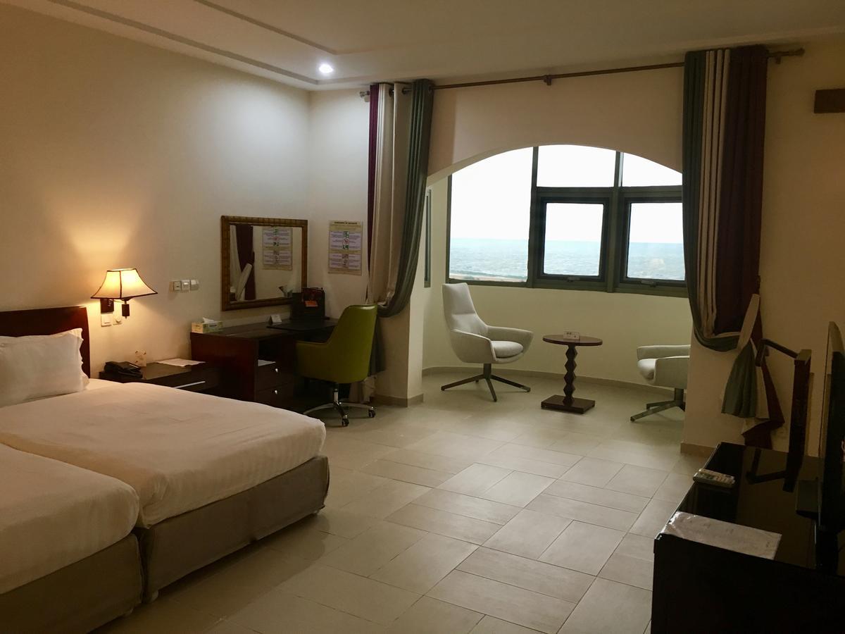 Hotel Sancta Maria Lomé Eksteriør bilde