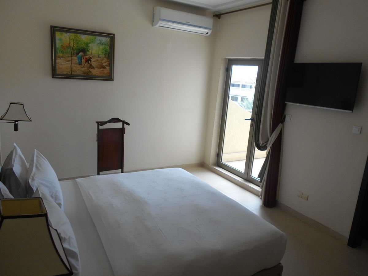 Hotel Sancta Maria Lomé Eksteriør bilde